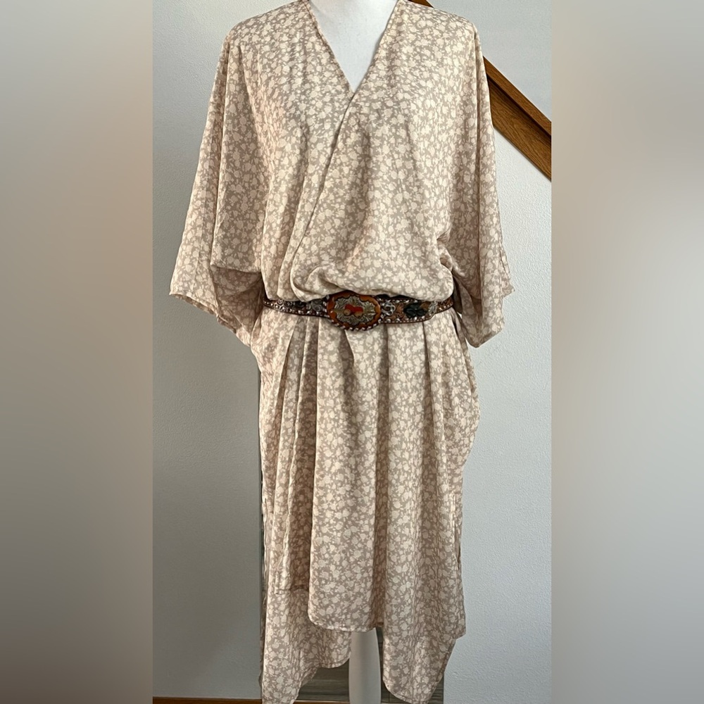 Peach Love California long floral kimono Open Front style - Picture 7 of 7